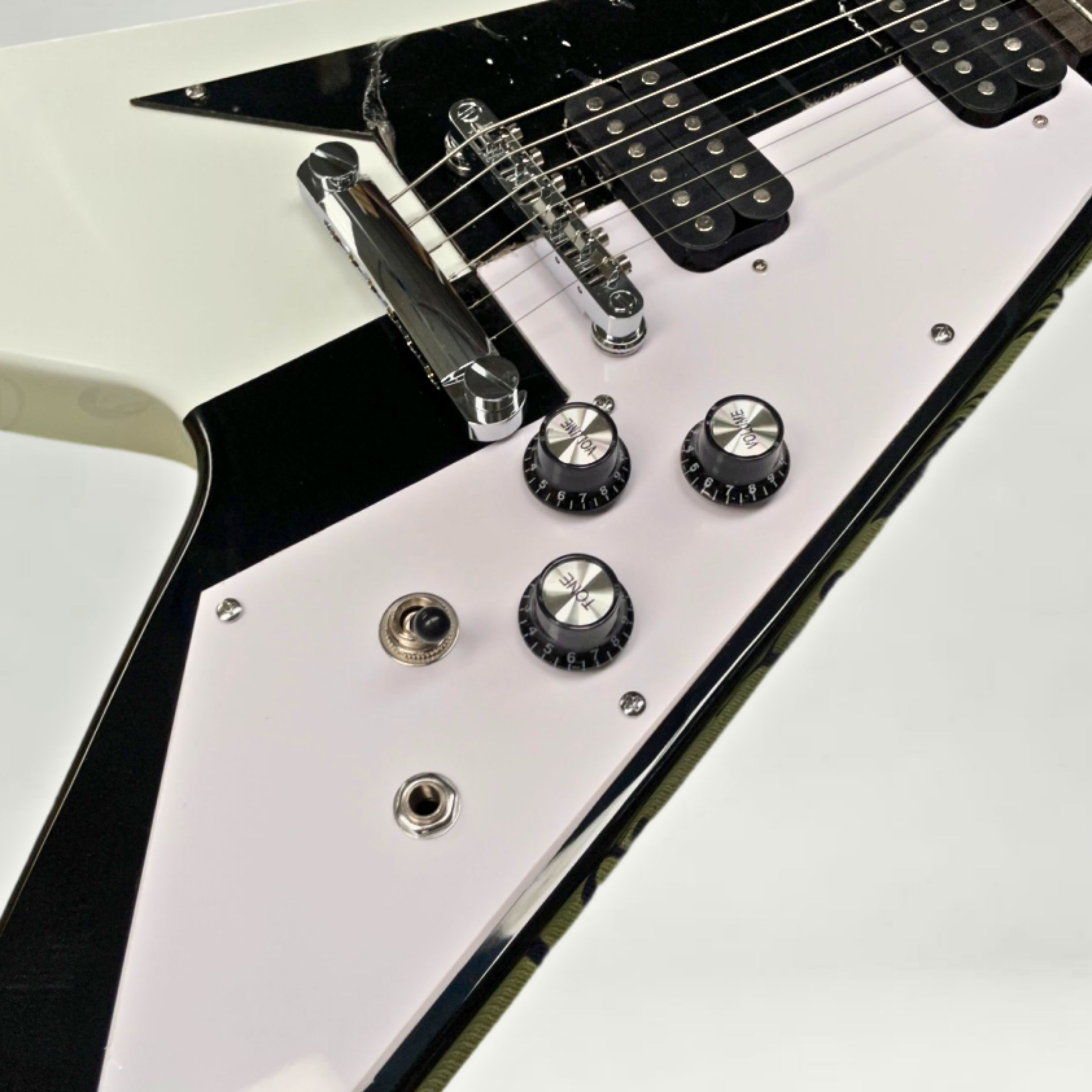 6현 솔리드 바디 일렉트릭 기타, 광택 처리된 검은색과 - Electric Guitar Beginner 리뷰 및 가격